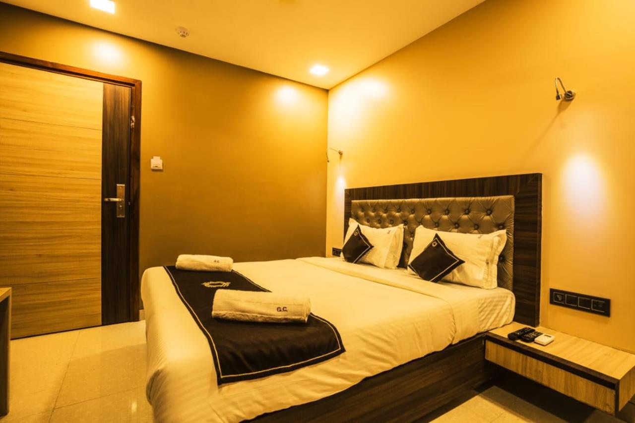 Hotel Golden Crown Mumbai Exterior foto