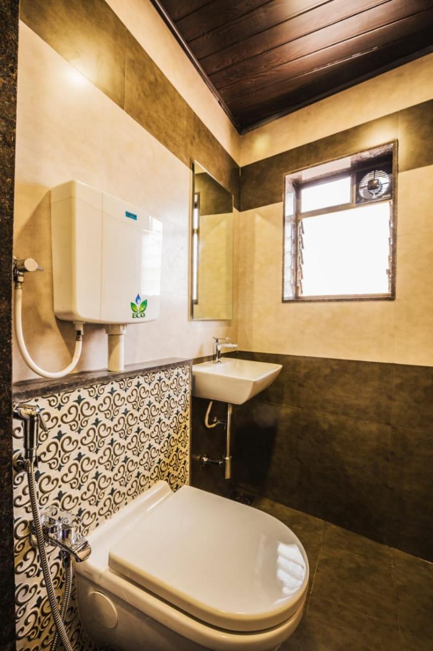 Hotel Golden Crown Mumbai Exterior foto